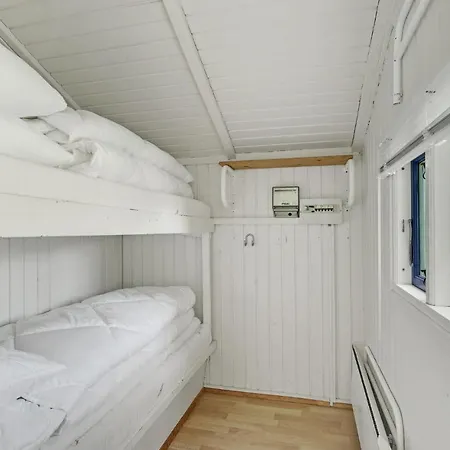 Lovely In With Kitchen *